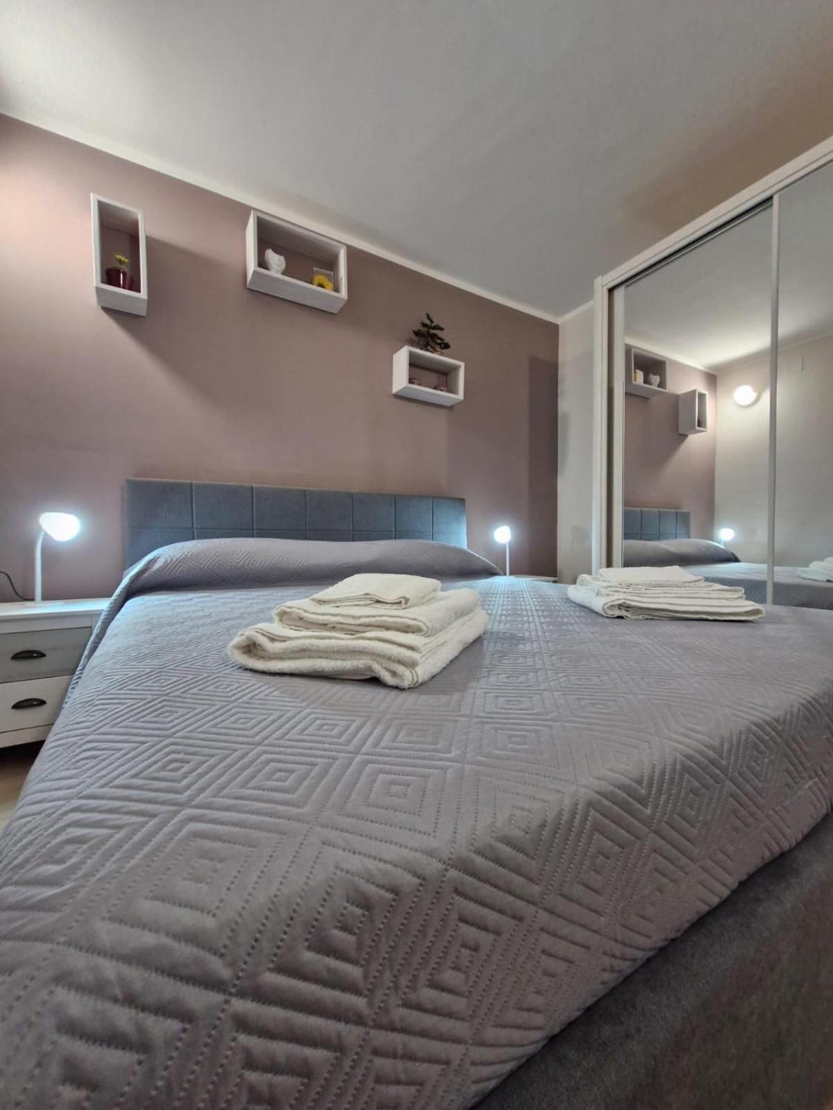 Medea Apartman Szirakúza Kültér fotó